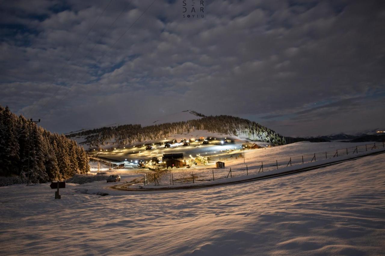 Kuembet Dag Evi Villa Eksteriør bilde